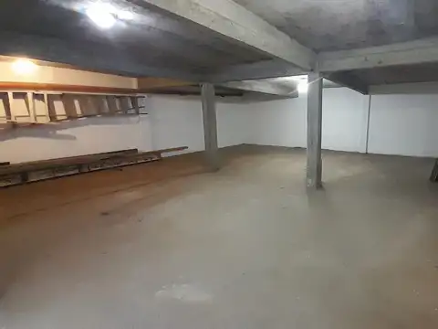 LEER AVISO! DEPOSITO PB AL FONDO. INMEJORABLE UBICACION.