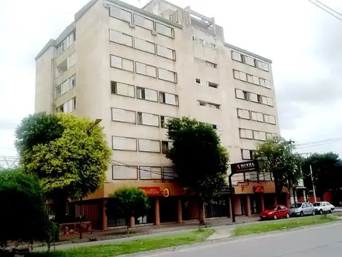 Muy buena ubicación y contexto vecinal. SIN mascotas