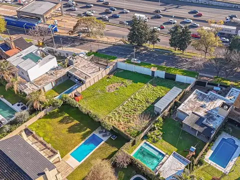 Colectora Oeste Acceso Norte 3900