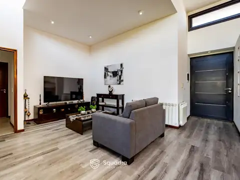 VENTA - Casa de 3 Dormitorios, piscina, parrillero y cochera - El Molino, Roldán.