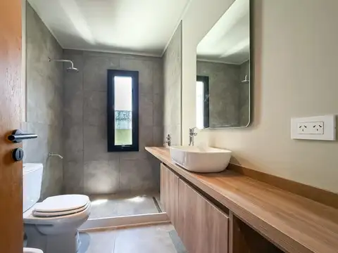 Casa en Venta en Abasto, USD 200.000