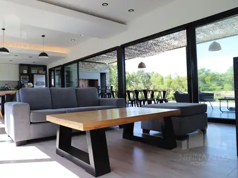 Casa en Alquiler de 5 dormitorios