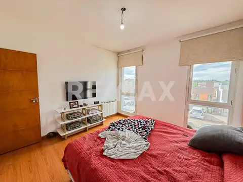 EN VENTA DUPLEX 2 DORM CON PATIO FERNANDEZ ORO