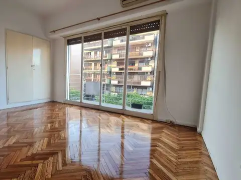 Departamento en Alquiler en Caballito, $ 800.000