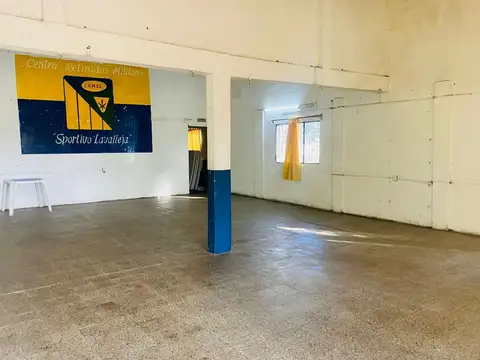 Local en Alquiler 56 años