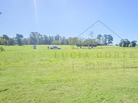 RP192 Pinares Country Club