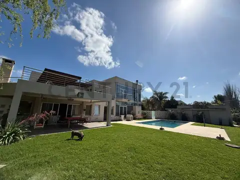 Venta de casa en San Diego Country club, Moreno