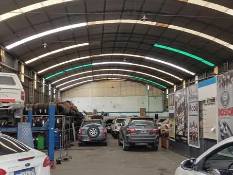 Galpón en alquiler de 1200m2 ubicado en Gorriti al 800, Salta
