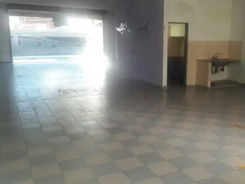 Local en Venta en Temperley, USD 170.000