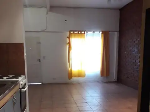 Depto Tipo Casa en Alquiler de 1 dormitorio