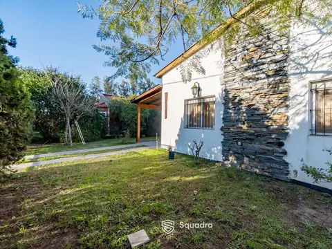 Casa en Venta con 4 cocheras