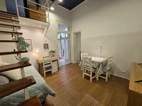 Depto Tipo Casa en Venta de 1 dormitorio