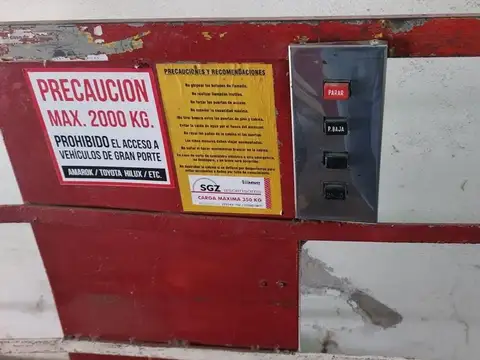 Falucho 2500