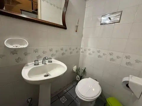Casa en venta de 7 ambientes. Barrio norte,Villa Gesell.