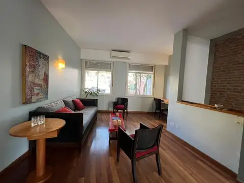 Casa 2 ambientes con 1 baño