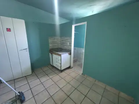 Departamento en Alquiler en Merlo Sur, $ 180.000