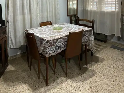 VENTA - CASA 3 AMBIENTES C/COCHERA - ADROGUE