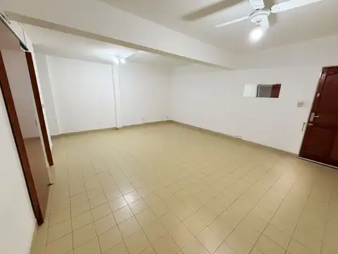 Depto Tipo Casa en Alquiler de Monoambiente