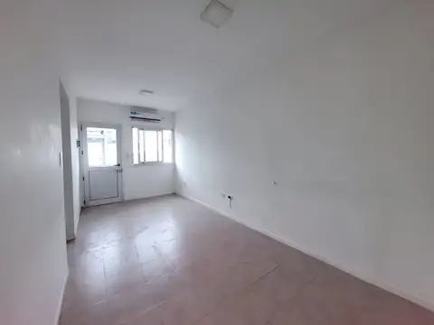 Calle 42 entre 123 y 125 300