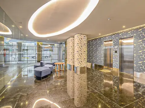 2 Dormitorios en Suite - Cochera fija y cubierta - Full Amenities