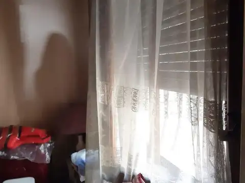Depto Tipo Casa 4 ambientes con 2 baños