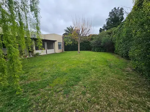 Casa en venta c/ cochera en Punta Alta
