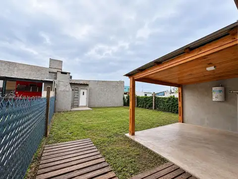 Casa en Venta con 1 cochera