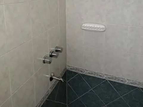 Venta depto 4 amb c/quincho a metros de av.San Martín