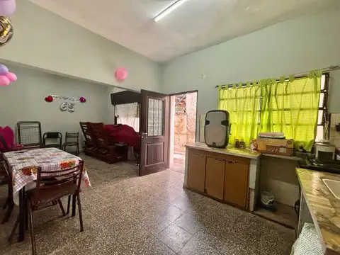 VENTA CASA MULTIFAMILIAR HURLINGHAM COCHERA
