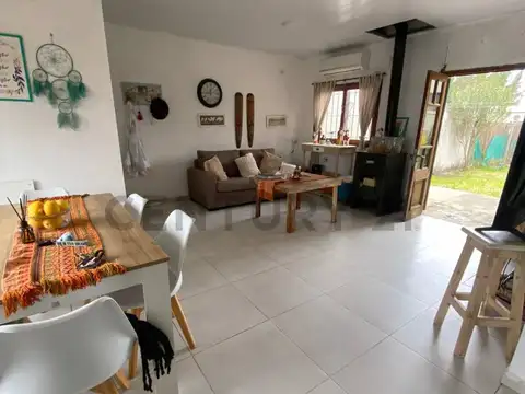 Venta de Casa en Sicardi 16 y 659