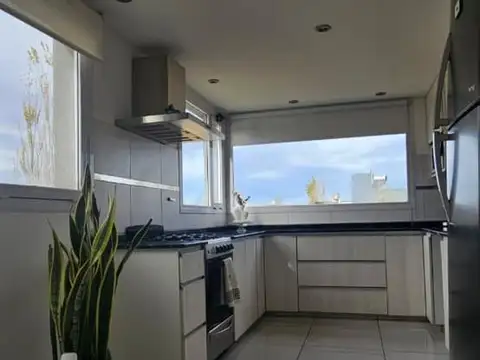 Casa en Alquiler en Centenario, USD 3.400
