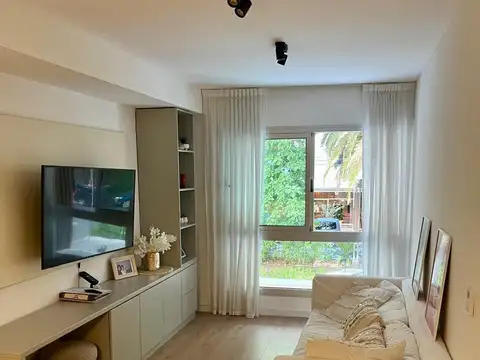 Exclusivo Departamento de 3 ambientes con cochera en venta en Botánico
