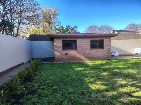 Casa 3 ambientes zona Mogotes