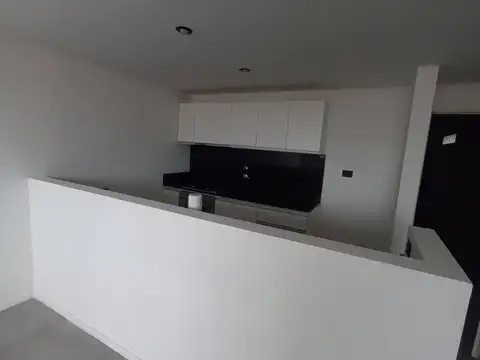 Av San Juan 3500, Piso 7