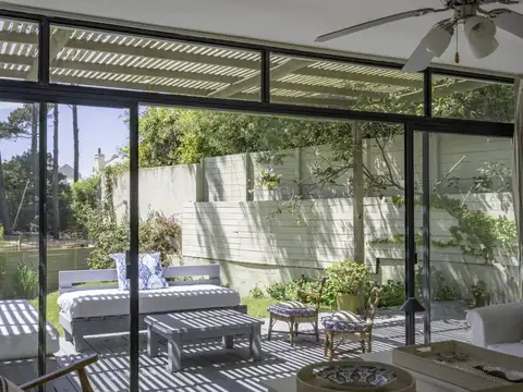 Casa en alquiler en Montoya 100