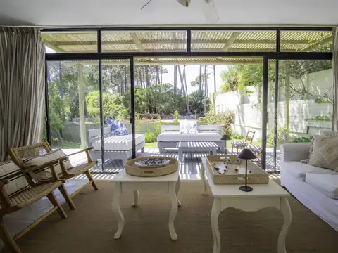 Casa en Alquiler Temporal en Punta del Este, USD 8.000