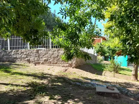 Casa 2 ambientes con 1 baño