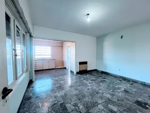 Depto Tipo Casa en Venta 45 años