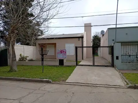 Casa 3 ambientes con patio en Open Door