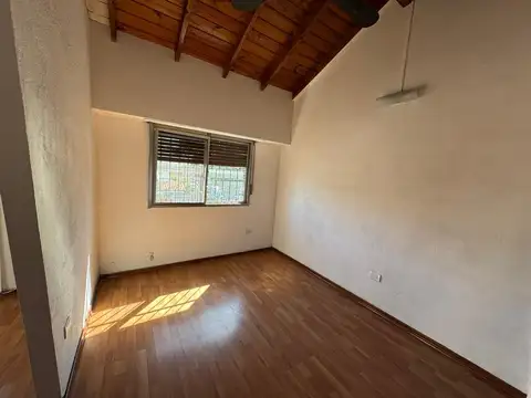 Depto Tipo Casa en Alquiler al Norte