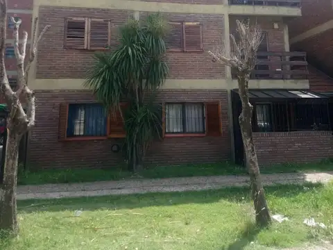 Av Tte Gral Juan D Peron 400, Piso 2