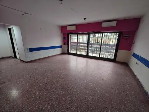 Oficina Monoambiente con 2 baños