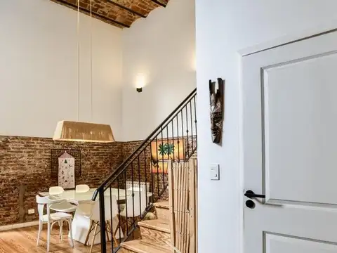Casa 7 ambientes con 2 baños
