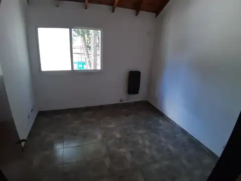 Depto Tipo Casa en Alquiler de 2 ambientes