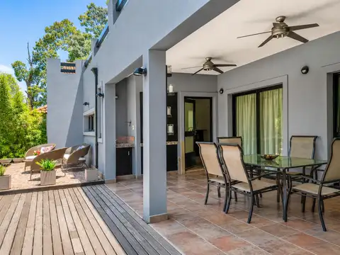 Casa en Venta en La Peregrina, USD 265.000