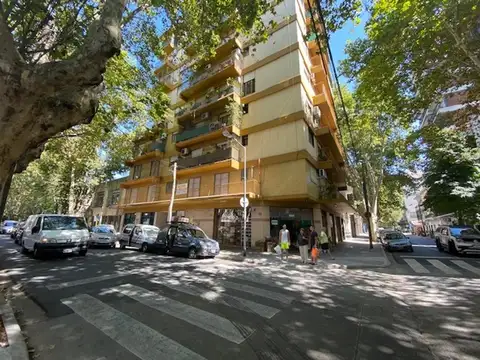 ALQUILER 3 AMB SEMIPISO A MTS DEL MUNICIPIO