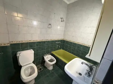 Depto Tipo Casa en Venta con 2 cochera