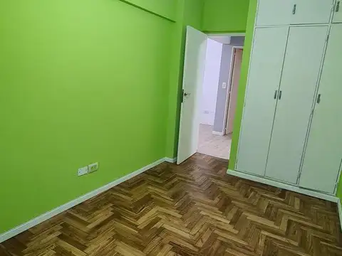 Oportunidad - Departamento  3 ambientes - Piso alto- Remedios De Escalada