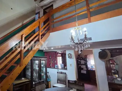 Casa en Venta con 1 cochera