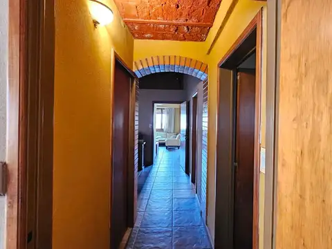 Depto Tipo Casa 3 ambientes con 2 baños